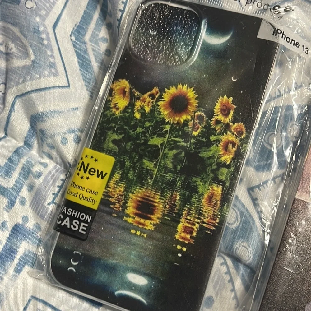 New set/5 silicone phone cases - iPhone 13